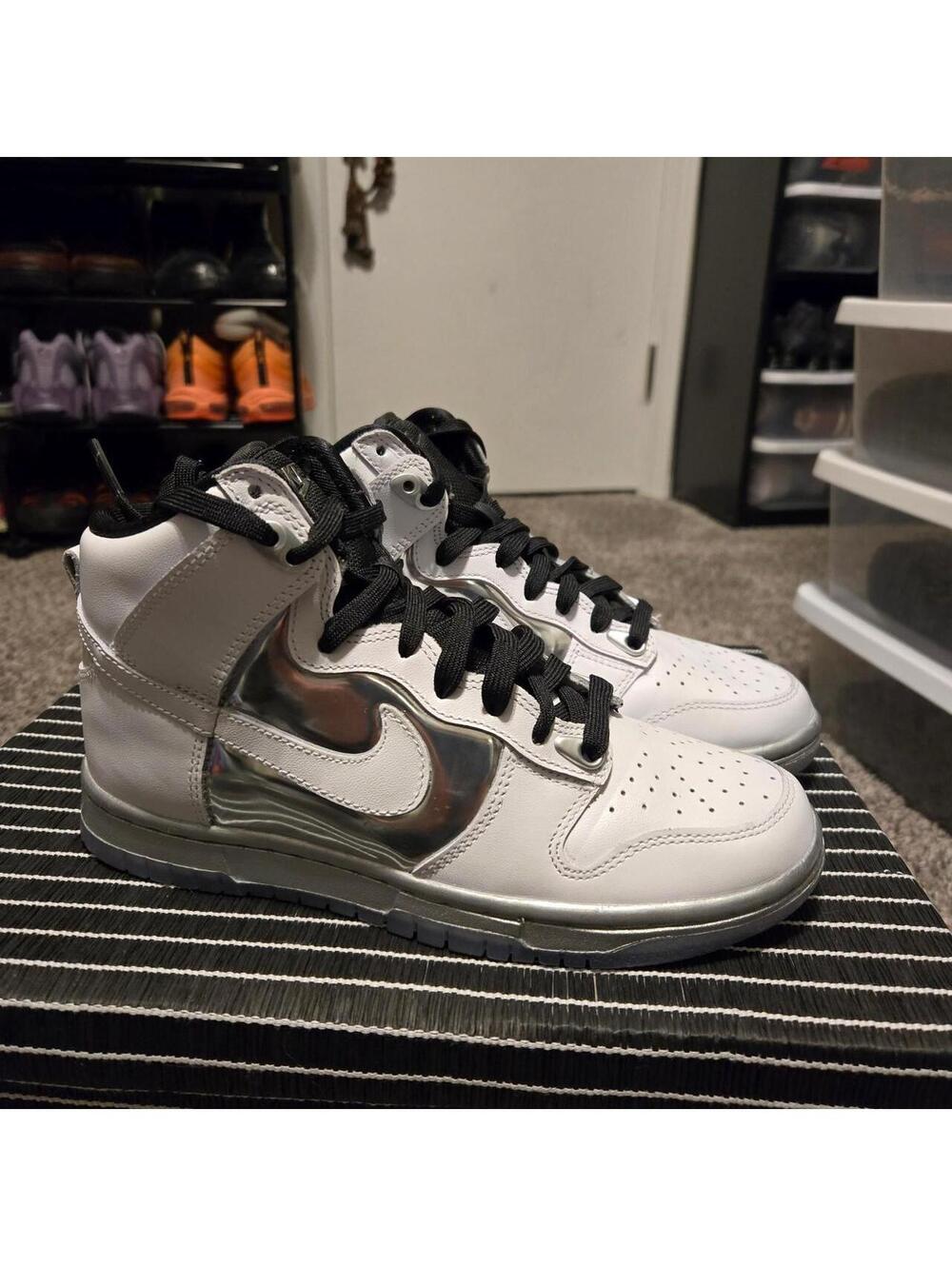 Nike Dunk High SE Chrome & White Sneakers
